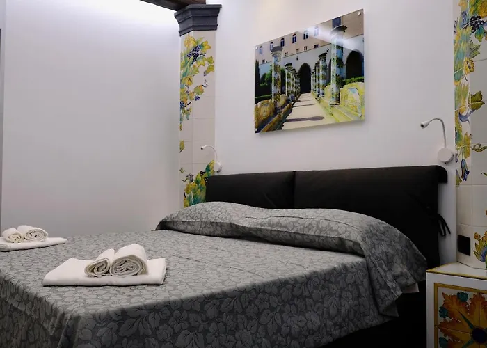 The Boutique Napoli Suite