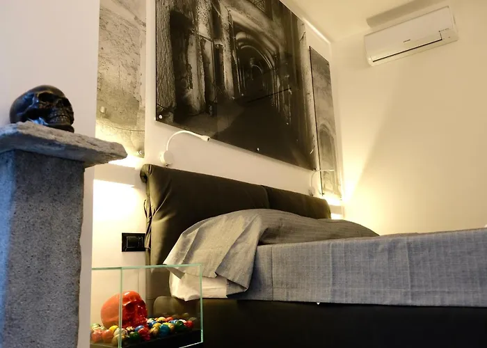 The Boutique Napoli Suite